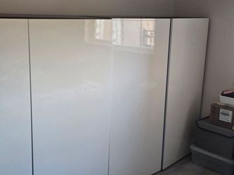 moving out sale