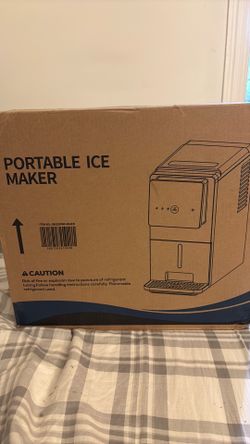 Portable ice maker