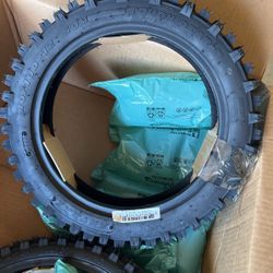 Dirtbike tires