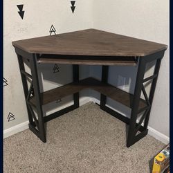 Corner Desk