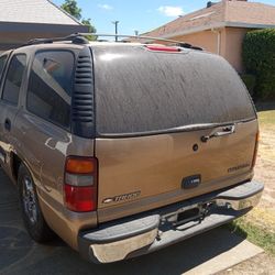 2001 chevy tahoe accessories deals