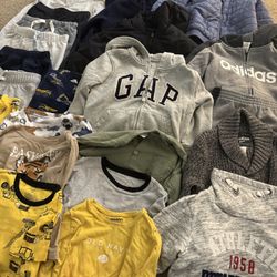 Boys Clothes Carters, H&M, Gap, Next. Size 4T-5T Coat, Vest, Jackets Sweaters. Great Condition Total 32 Items