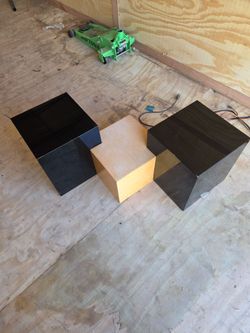 Display cubes