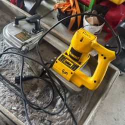 DeWalt 328 Variable Speed Band Saw 