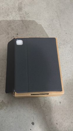 Keyboard Case for iPad Pro 11 inch (M4-2024/M5-2025),