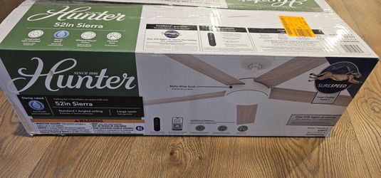 Hunter 52 in. Indoor/Outdoor Porcelain White Standard Ceiling Fan with LED Light Kit and Remote Control