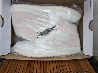 Nike Air Jordan 1 Mid SE – Legend Pink/Coconut Milk – Women's Size 12 – Brand New