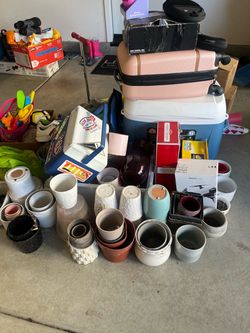 Plant pots