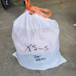 Bag Of Women's Clothing Sizes XS - S      35 Items