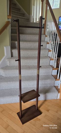 Coat rack ****NEW