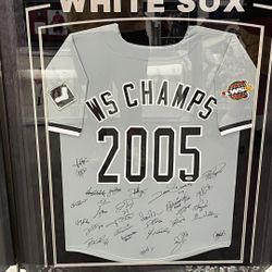 Complete Team Signed Jersey World Series 2005 White Sox
