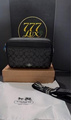 Coach Signature  side bag Black