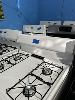 Stoves Fridges 300 Each 
