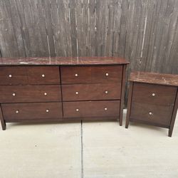 Dresser And Nightstand/ Gabetero