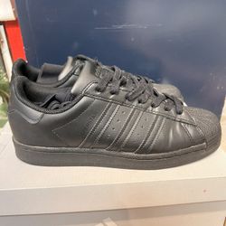 adidas Men's Superstar Sneaker