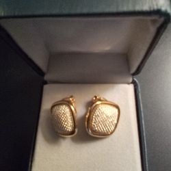 Clip-on Earrings 