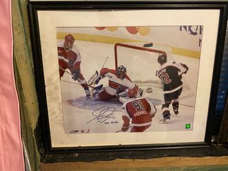Simone Gagne All start Pic. With Cert Of Authentication