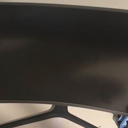Samsung 240 Htz Curved Monitor 