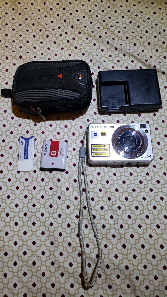 Digital Camera