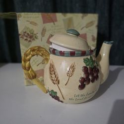 Dicksons Bountiful blessings Tea Pot