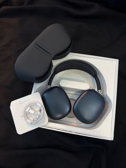 Midnight Airpod Max