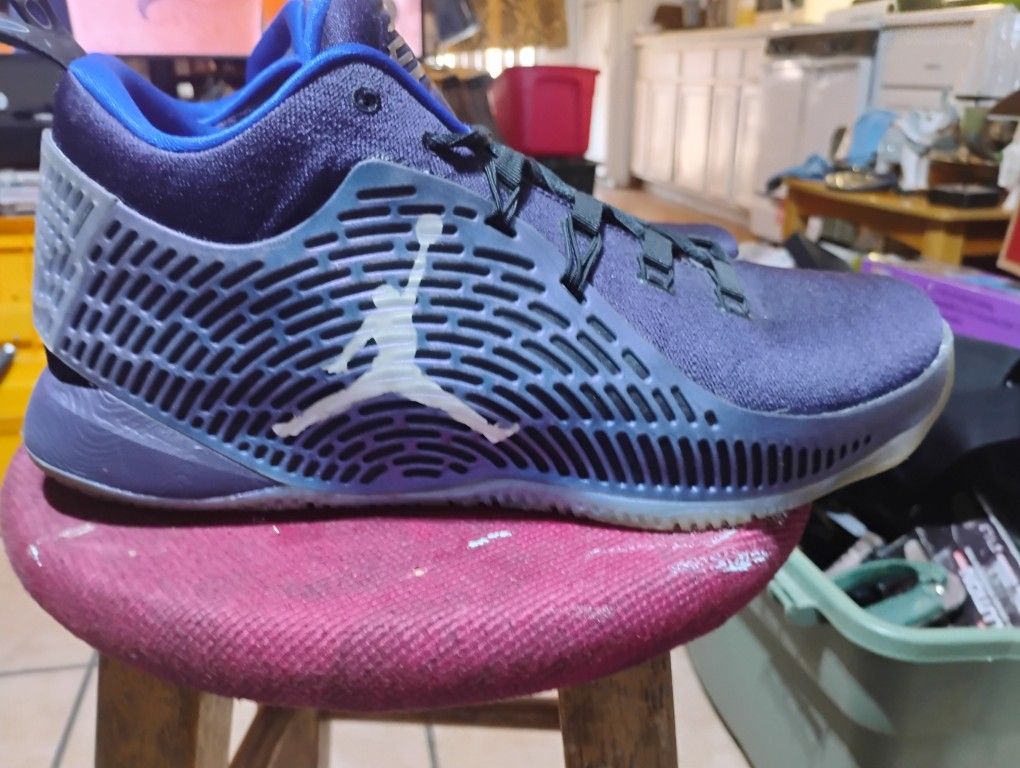 Men's Air Jordan CP3 X Purple Dynasty Size 13 $70