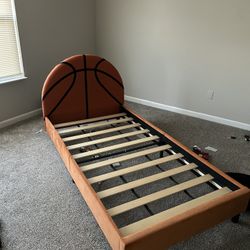 Kids Twin Size Bed 