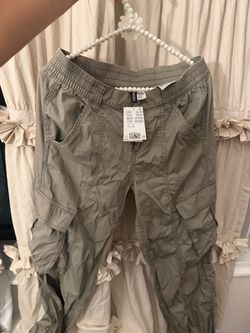 H&M Divided Size 8 Cotton Olive Green Cargo Pants Women’s Y2K Utility Trousers