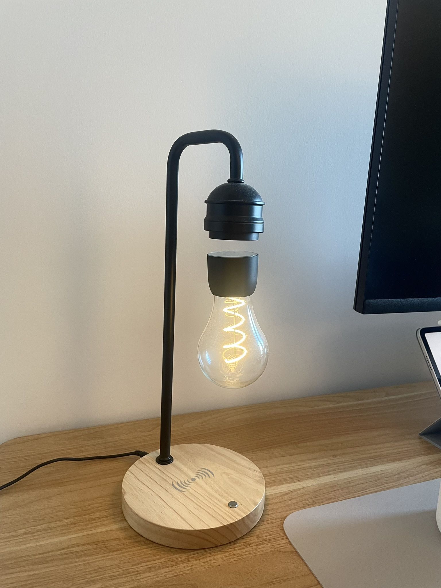 Floating Lamp w/ Wireless Charger