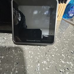 Honeywell Thermostat 