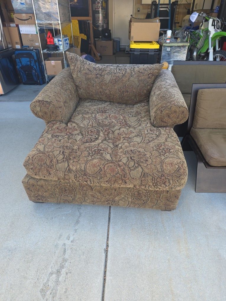 Wide Chaise Lounge Chair Furniture