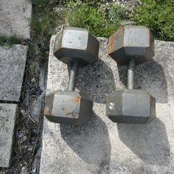 100 pound weights asking 200for both. Or best offer 