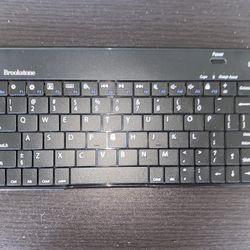 Brookstone Wireless Bluetooth Keyboard