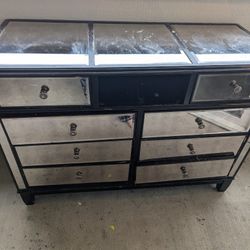 Dresser And End Table 