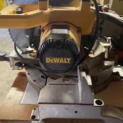 DeWalt 10” Compound Miter Saw