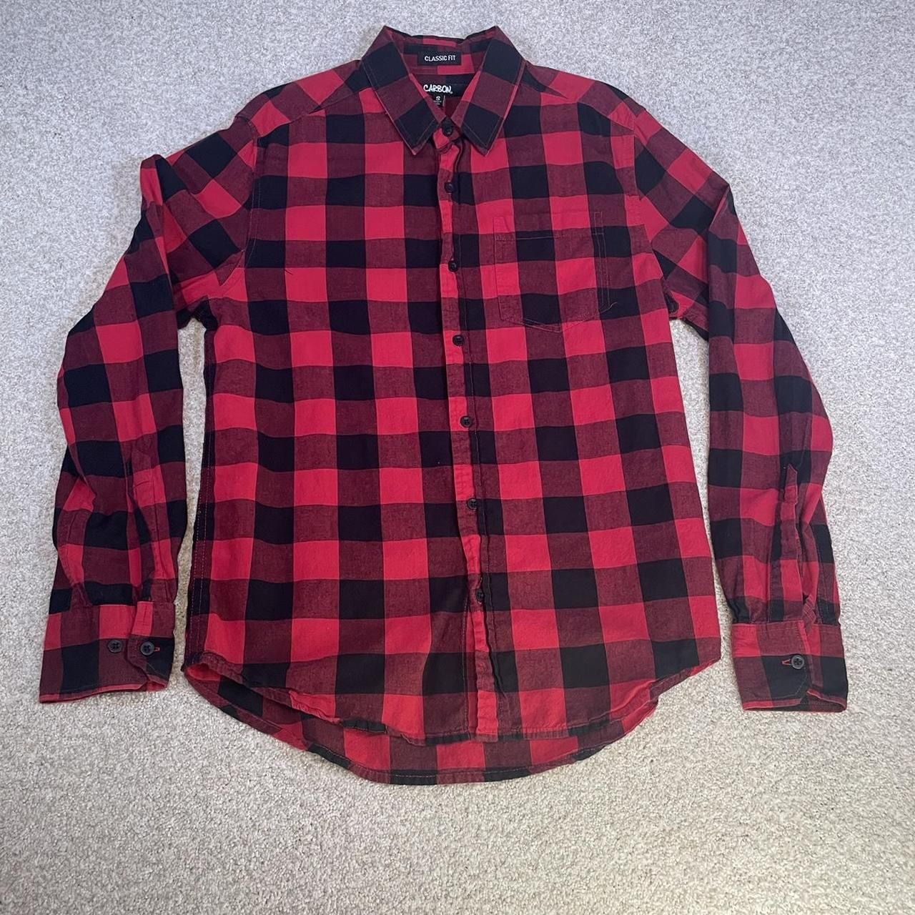Carbon Mens Red Plaid Lumberjack Style Button Up Shirt Size Small 100% Cotton