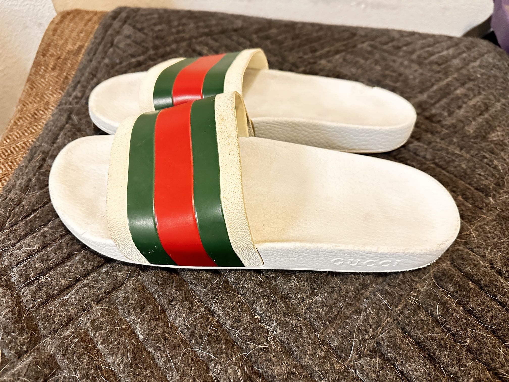 Gucci Slides 10G