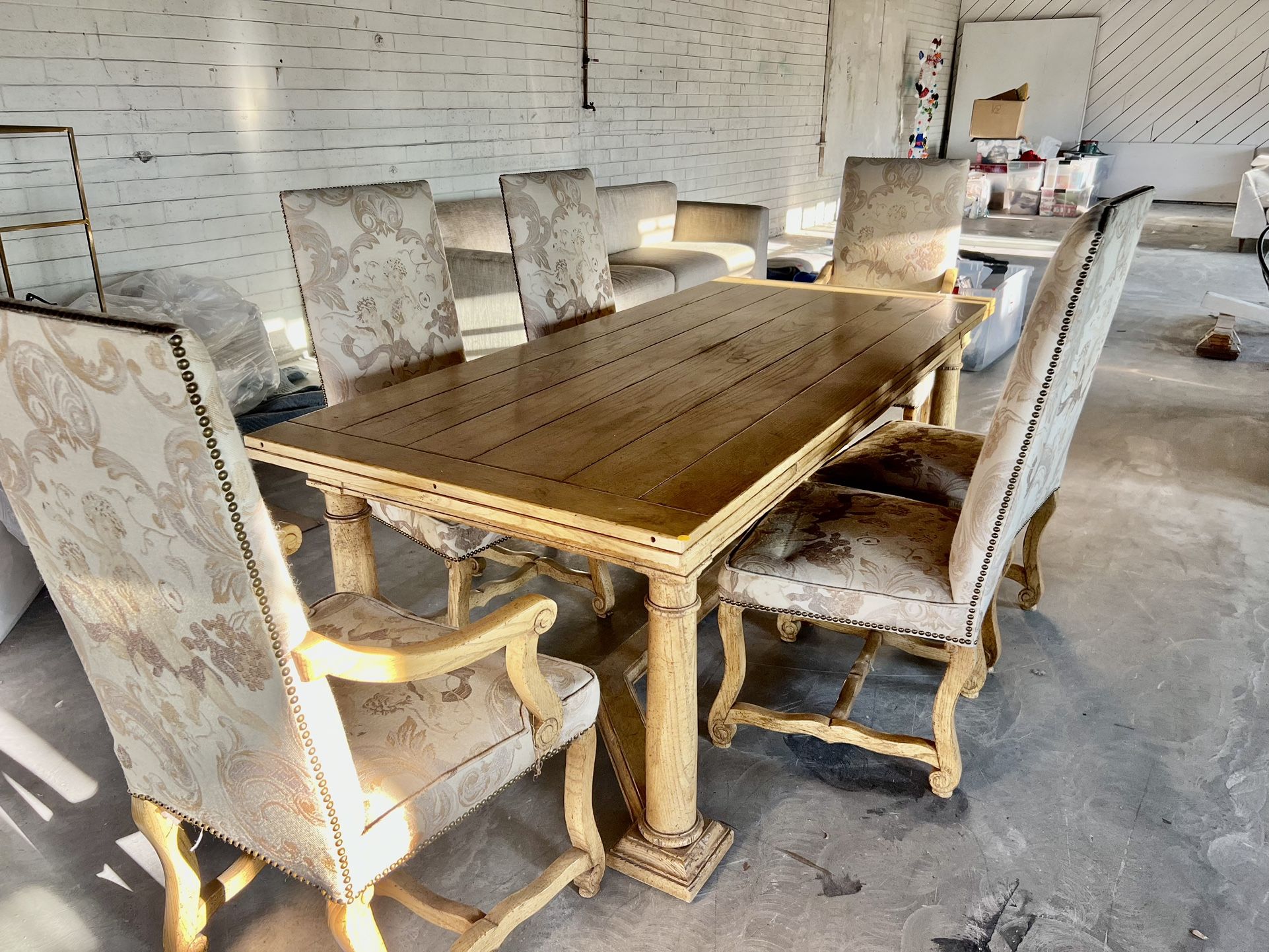 beautiful dining room, to share with family.,All Products : American Fashion Style Bags On Sale