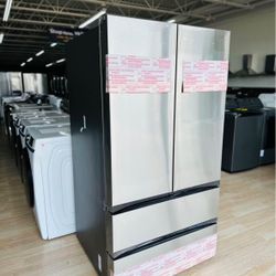 New Samsung 31 cu. ft. Mega Capacity 4-Door French Door Refrigerator with Dual Auto Ice Maker in Stainless Steel, Model RF31CG7220SR.