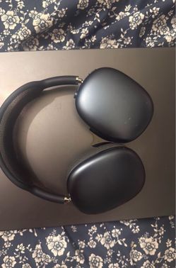 Airpod Maxes