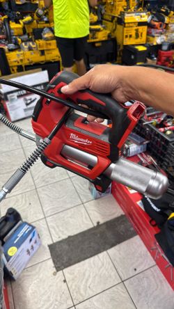 Mikwaukee m18 grease tool