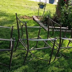 6 Patio Chairs 