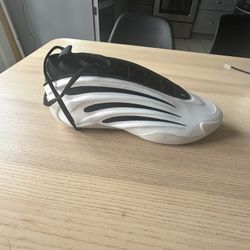 Adidas Hardens Black and White Size 14