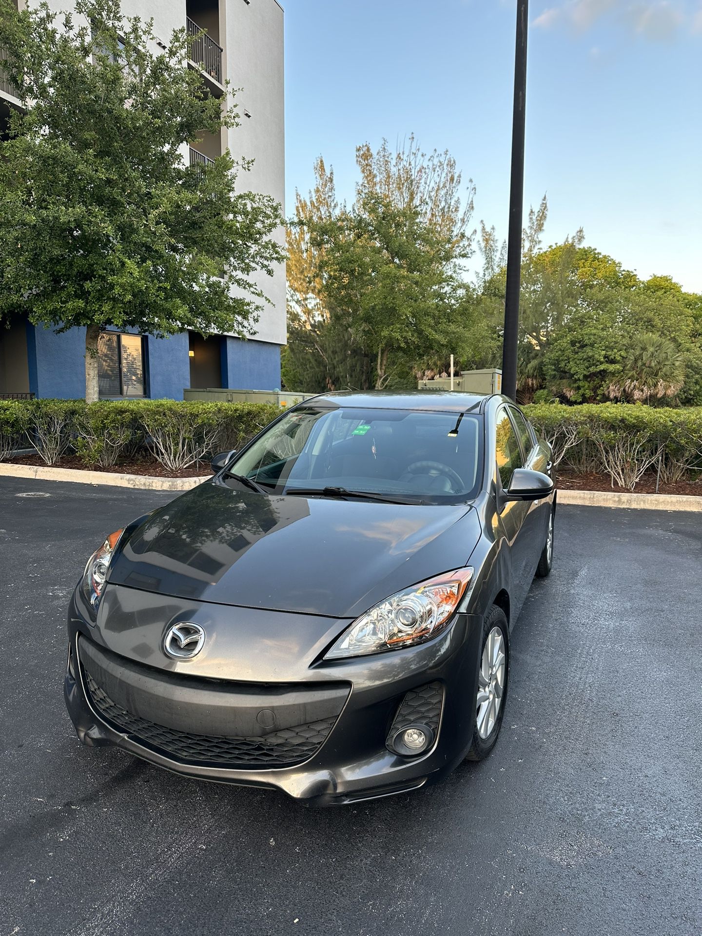 Mazda 3 2012 Grey 