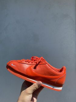 Orange NikeClassic Cortez