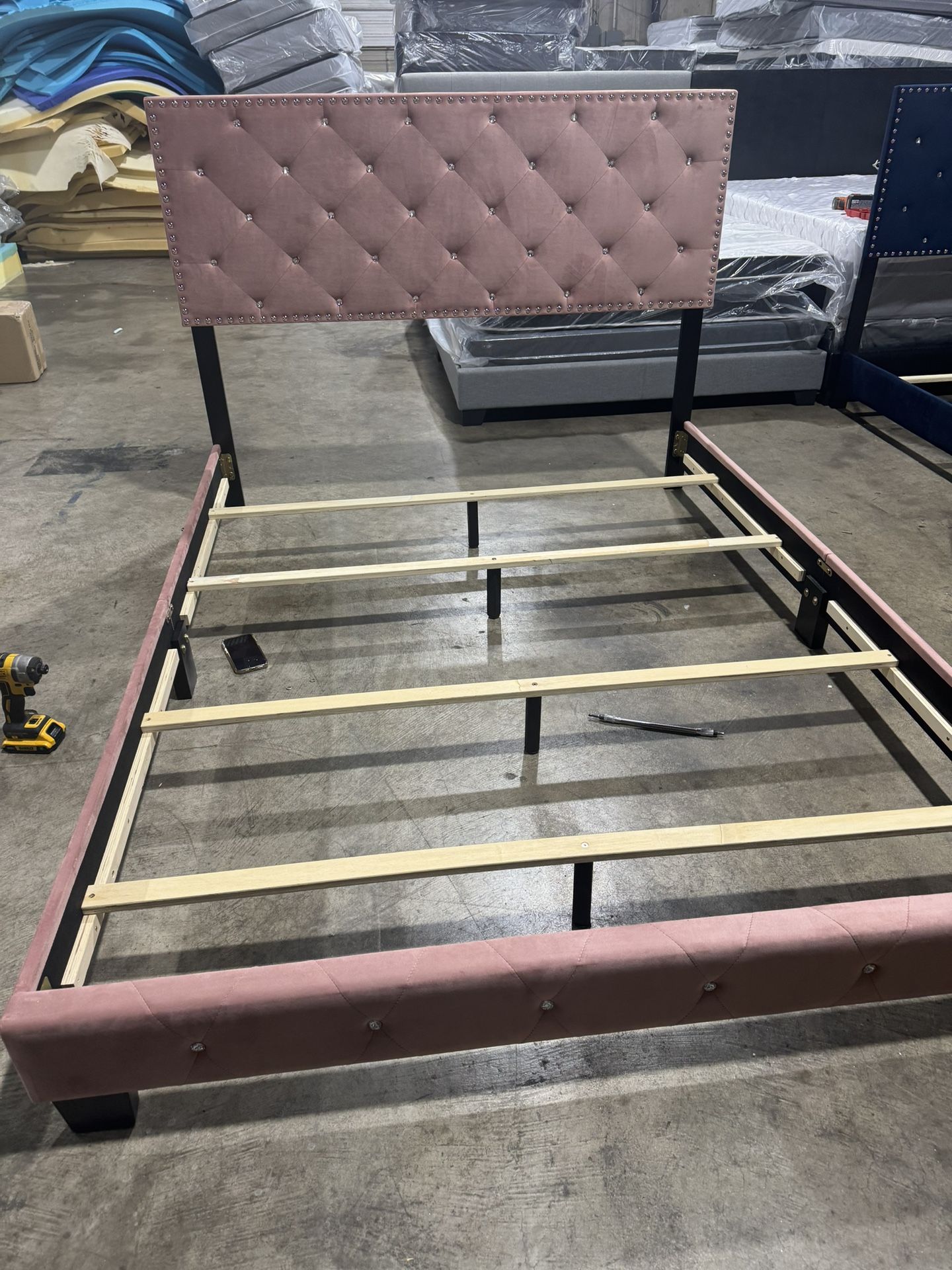 New Queen Frame For $189