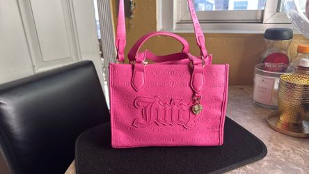 Pink Juicy Couture