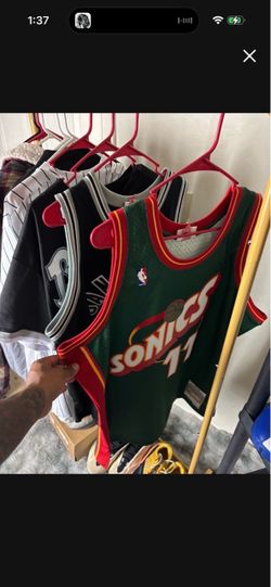 Mitchell&Ness Shorts and Jerseys
