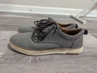 Men gray loafers size 8