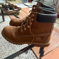 Size 11 Timberland Women’s Boots 